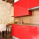 Le Marais Apartment - Centre Pompidou